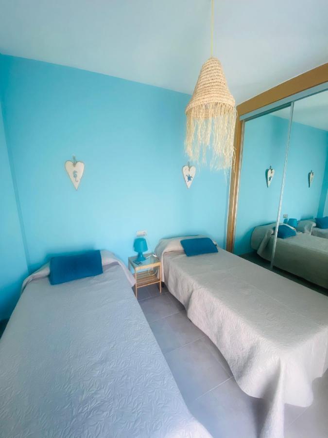Apartamentos Chuita Playa Малага Екстериор снимка